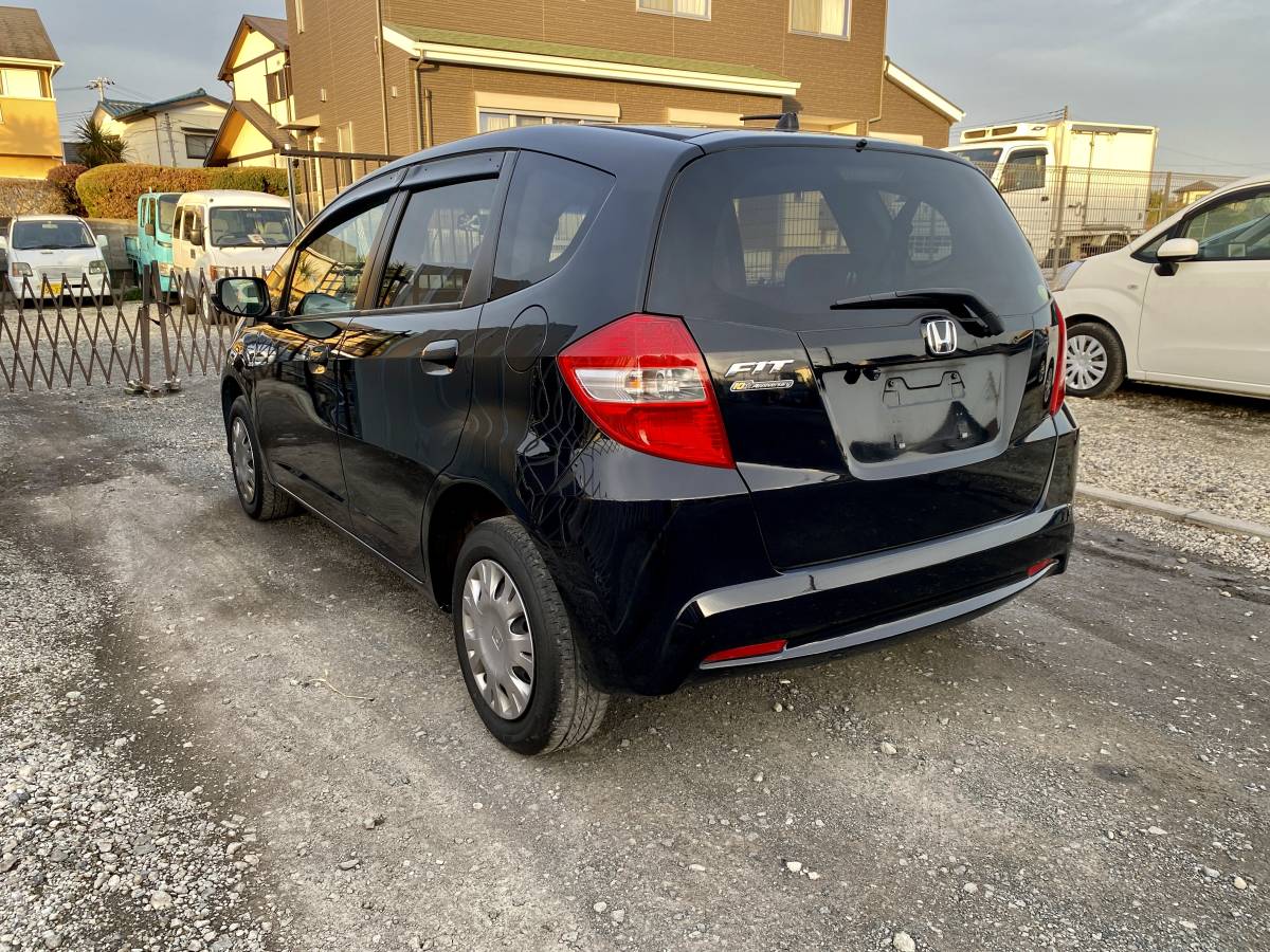 2013 HONDA FIT